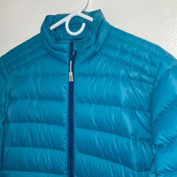 Women's Teal Puffer Jacket - Picture 3 of 15